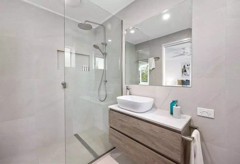 一ベッドルームエクゼクティブアパートメント, Noosa Outrigger Beach Resort