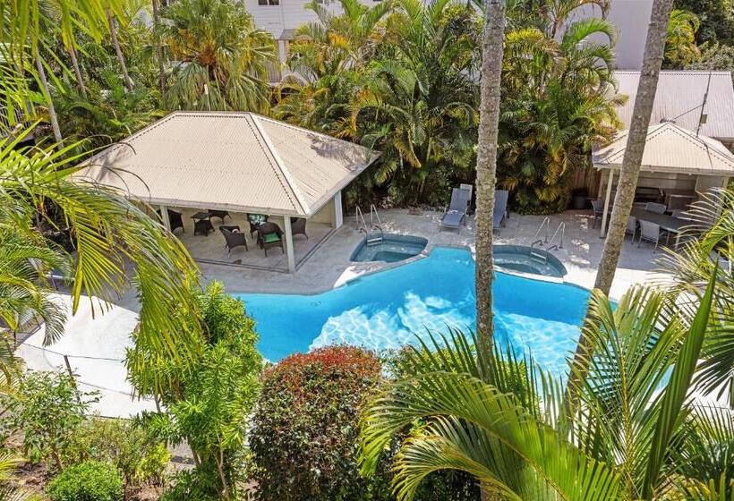 两卧行政公寓, Noosa Outrigger Beach Resort