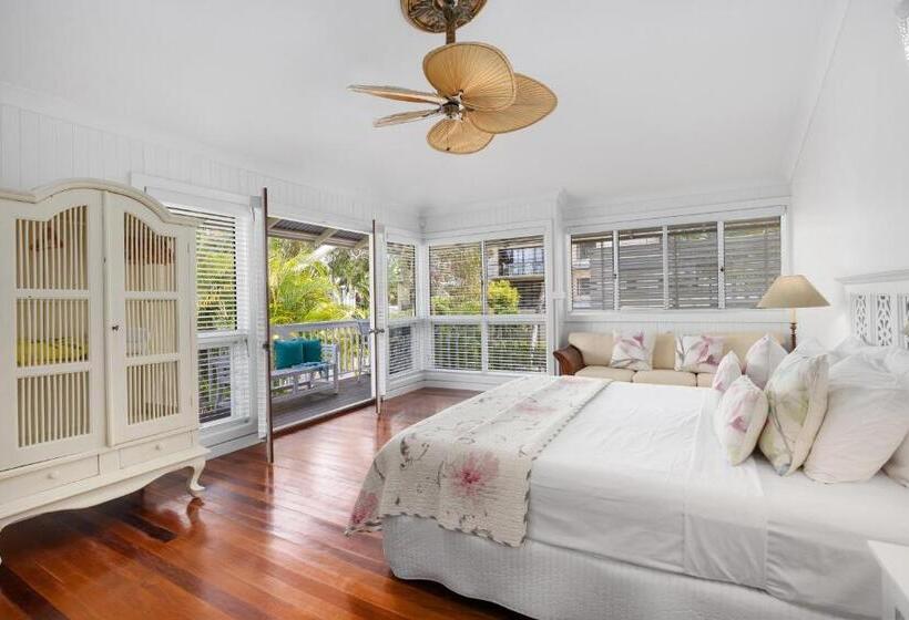 3间卧室的房子, Noosa Outrigger Beach Resort