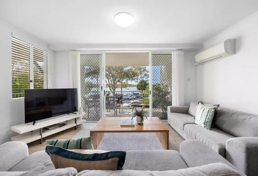 ２ベッドルームデラックスアパートメント, Noosa Outrigger Beach Resort