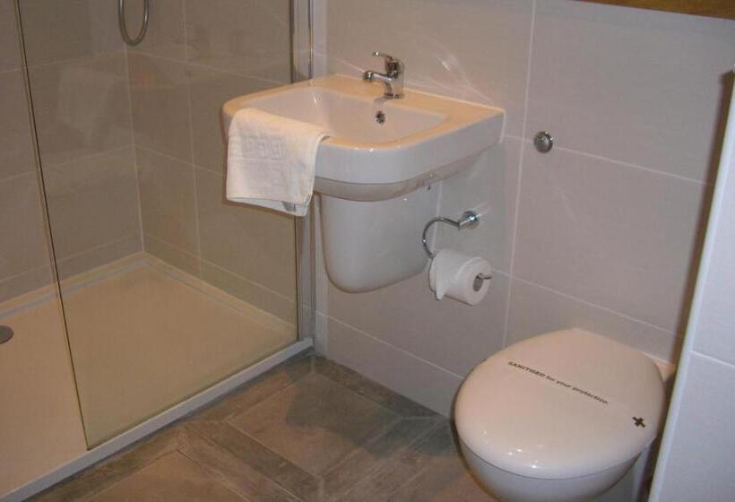 Номер Стандарт, Ash Farm Country House