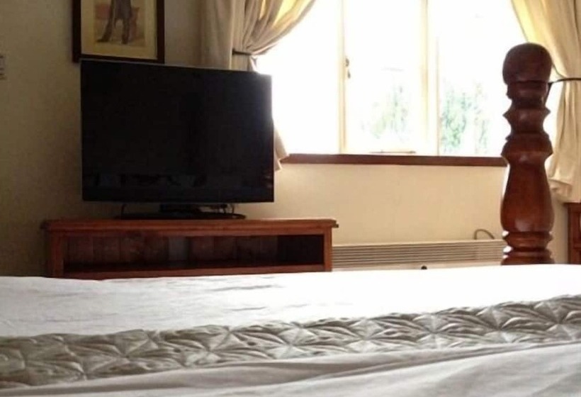 Стандартный Номер Нижний Этаж, Ash Farm Country House