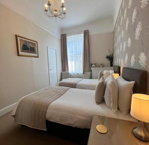 Стандартный Номер Нижний Этаж, Birkdale Guest House