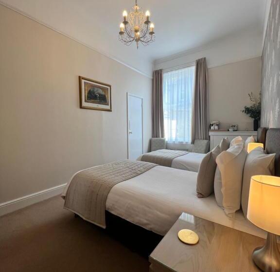 一楼标准间, Birkdale Guest House