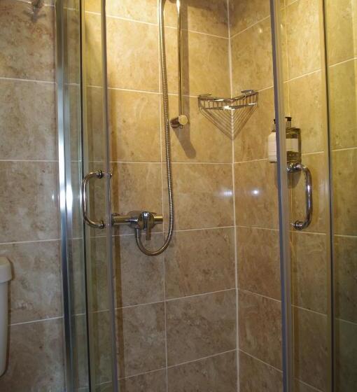 スタンダードルーム, Brunswick House