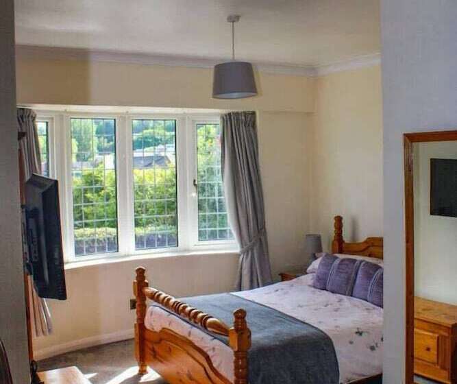 اتاق استاندارد, Burleigh House , A Cosy Retreat In Agatha Christie S Hometown