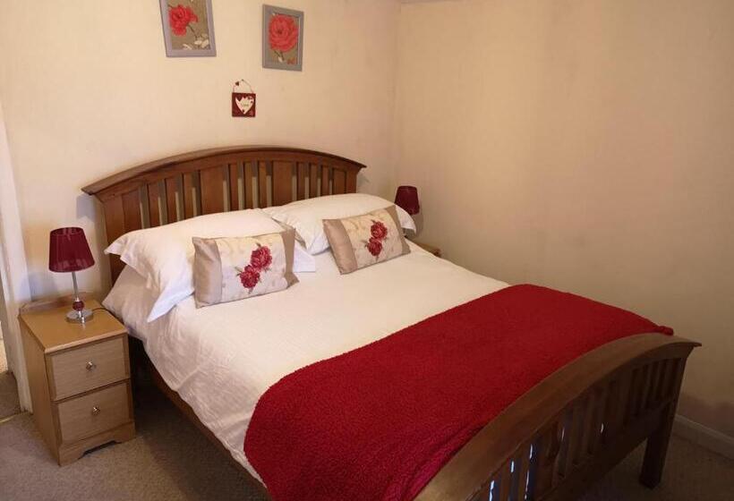 スタンダードルーム, East Mount House