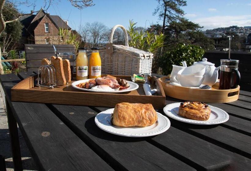 חדר סטנדרט, קומת קרקע, Epchris House