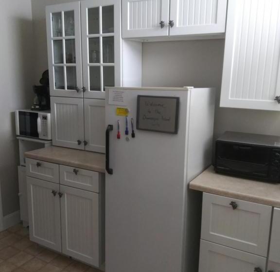 جناح, Inn Port D Vino