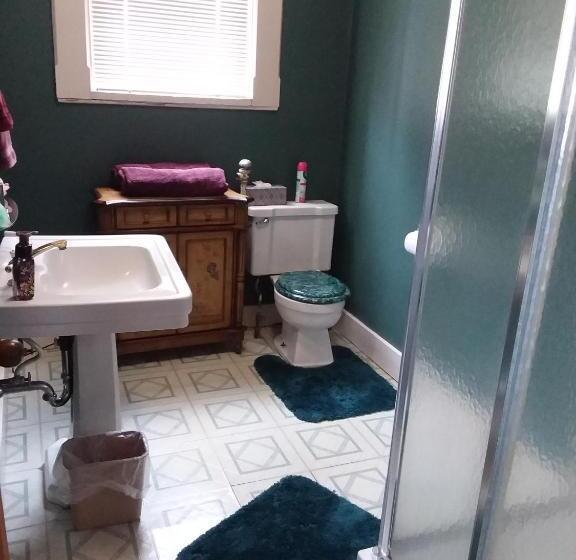 غرفة قياسية رباعية, Inn Port D Vino