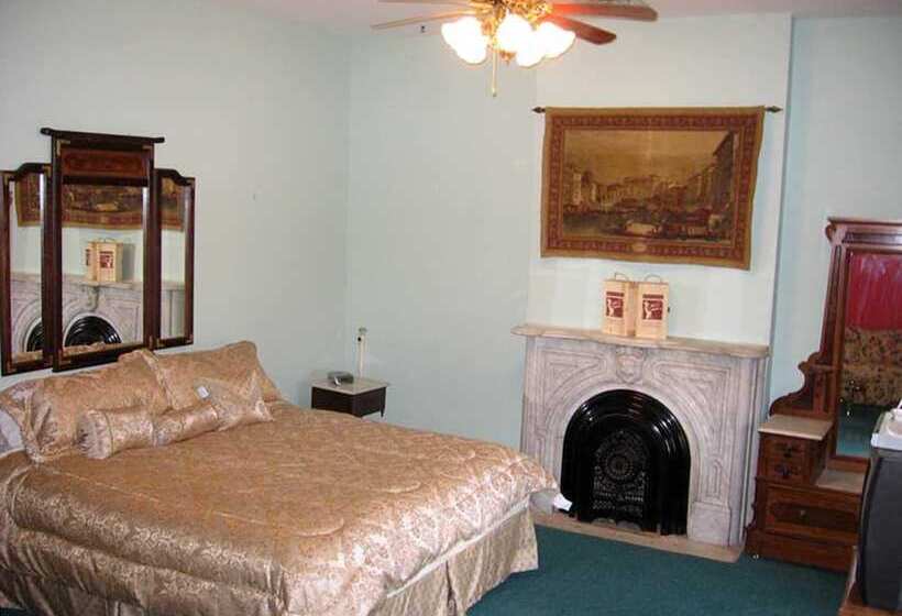 غرفة قياسية رباعية, Inn Port D Vino