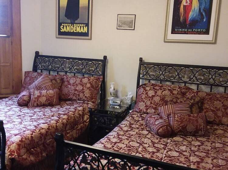 غرفة قياسية رباعية, Inn Port D Vino