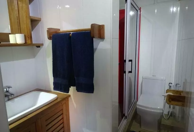 اتاق استاندارد, La Tonnelle Guest House
