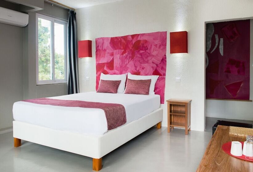 اتاق خانوادگی, La Tonnelle Guest House