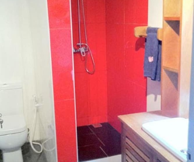 اتاق استاندارد یک نفره, La Tonnelle Guest House