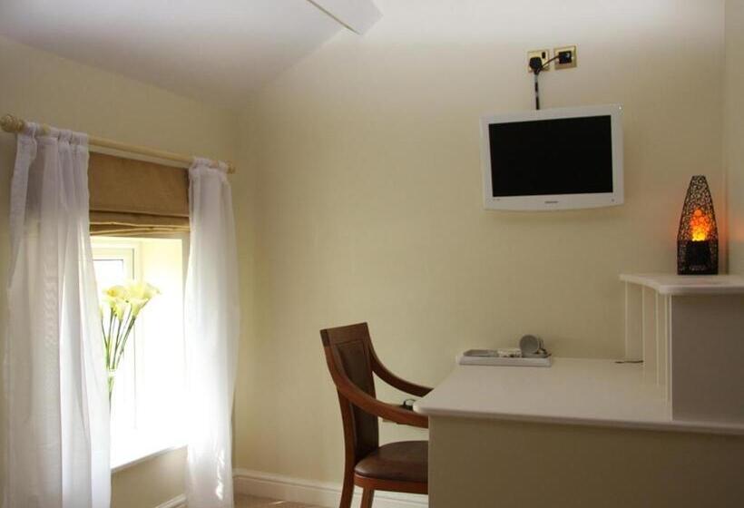 غرفة قياسية, Wall Hill Farm