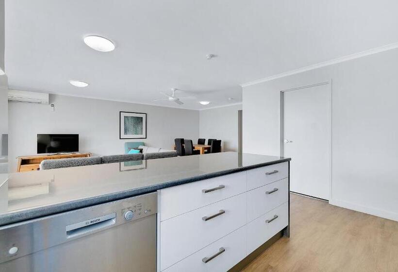 低层单卧公寓, Seaview Resort