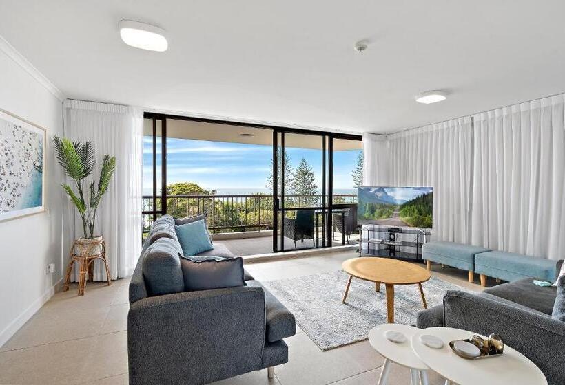 带有一个卧室和海景的高级公寓, Seaview Resort