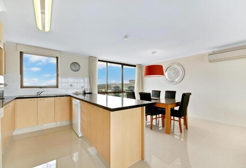 带3个卧室带海景的公寓, Seaview Resort