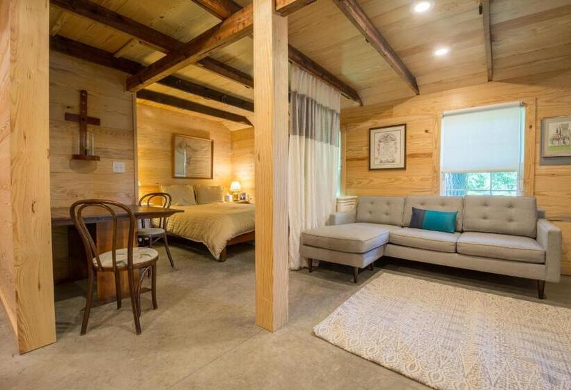 Студия Deluxe, The Dailey Renewal Retreat B & B