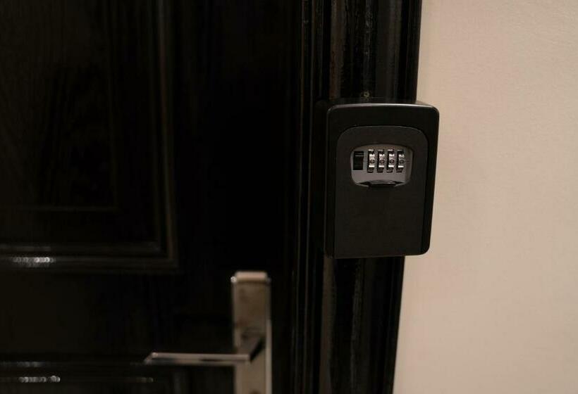 带2个卧室的公寓, Fans Hotel Suites