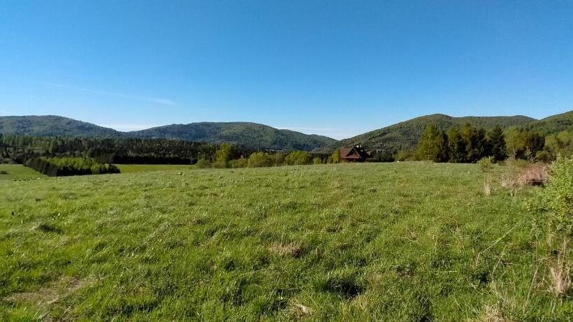 إستوديو قياسى ذو إطلالة, Smerekowa Ostoja