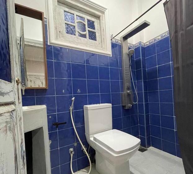 Habitació Estàndard Bany Compartit, Habibi Hostel & Restaurant