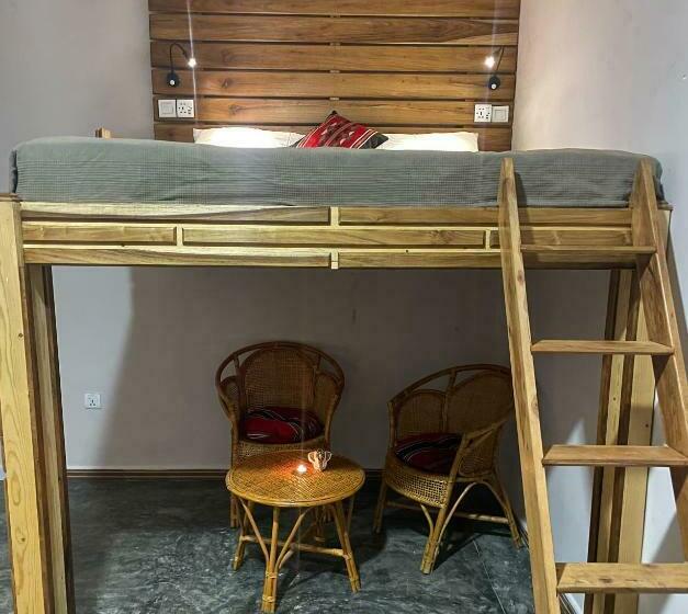 Habitació Deluxe, Habibi Hostel & Restaurant