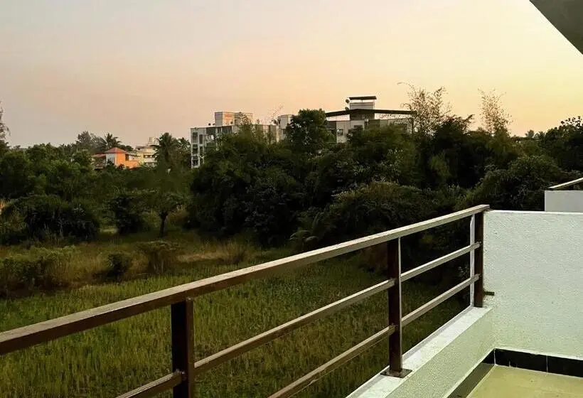 デラックスルーム, Scarlet Resort Alibag