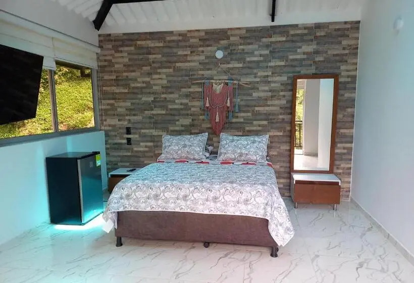デラックススイート, Villa Paz D F