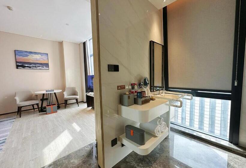 Номер Стандарт Кровать Кинг Адаптированный для Инвалидов, Wyndham Handan Congtai