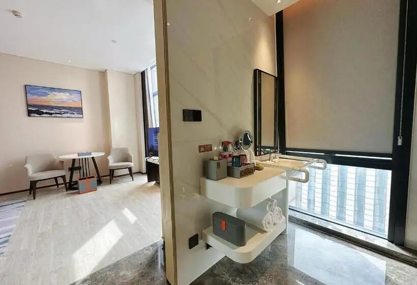 اتاق استاندارد با تخت بزرگ برای معلولان, Wyndham Handan Congtai