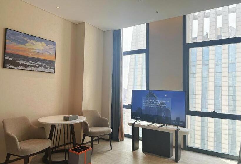 Номер Стандарт Кровать Кинг Адаптированный для Инвалидов, Wyndham Handan Congtai