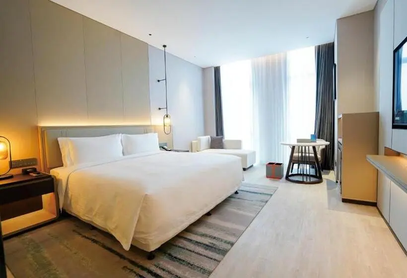 اتاق لوکس با تخت بزرگ, Wyndham Handan Congtai