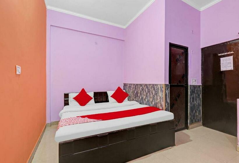 Трехместный Номер Классика, Spot On Hotel Shivam Residency