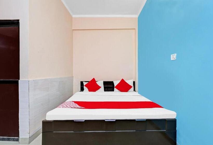 Трехместный Номер Классика, Spot On Hotel Shivam Residency