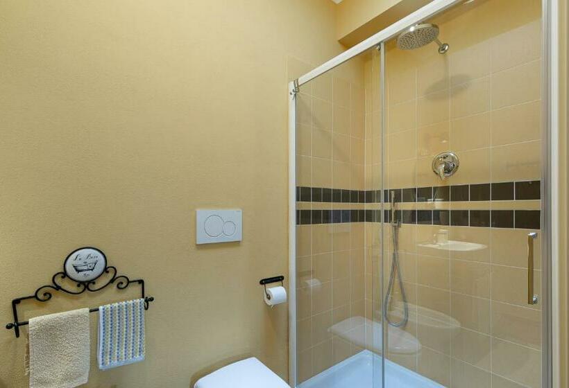 Номер Стандарт, Altra Meta B&b