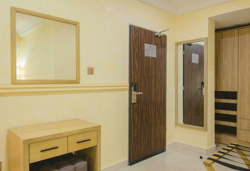 اتاق سوپریور با تخت بزرگ, Bon Hotel Asokoro Residence