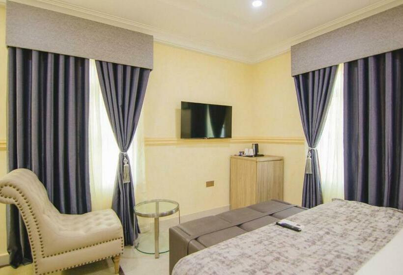 اتاق سوپریور با تخت بزرگ, Bon Hotel Asokoro Residence