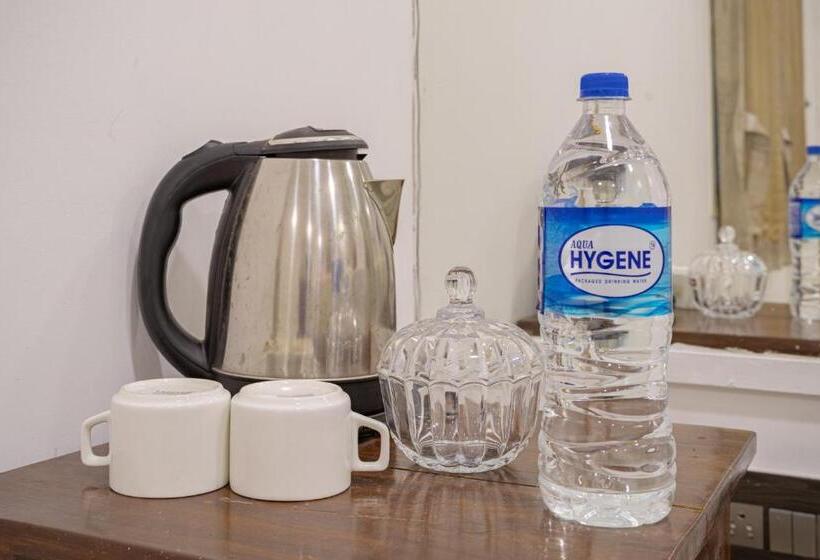 اتاق لوکس با بالکن, Nathan Resort With Swimming Pool