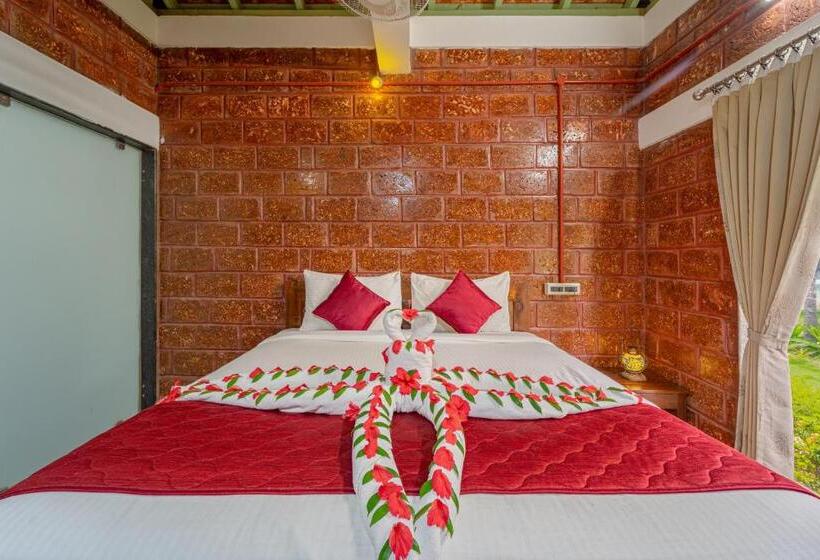 ویلای لوکس 1 خوابه, Nathan Resort With Swimming Pool