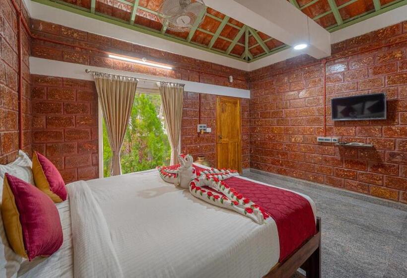 ویلای لوکس 1 خوابه, Nathan Resort With Swimming Pool