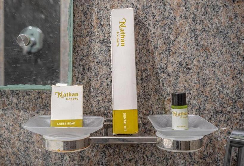 ویلای لوکس 1 خوابه, Nathan Resort With Swimming Pool