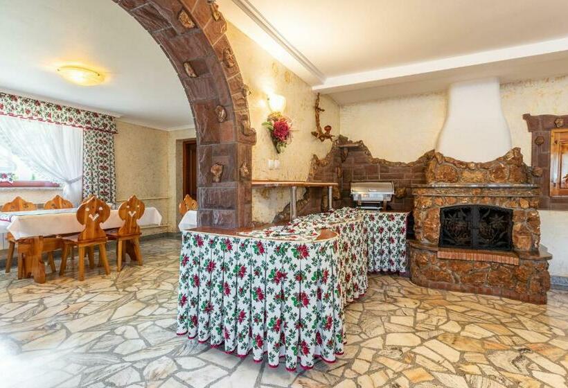 标准间带山景, Dw Paweł