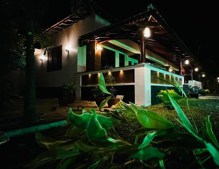 ویلای 3 خوابه, Cherai Lake Resort