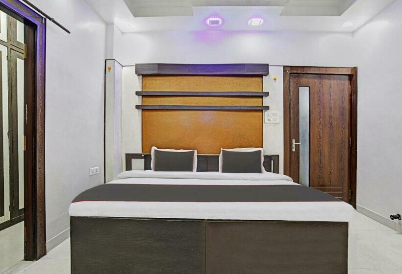 Трехместный Номер Классика, Collection O 805123 Akriti Regency