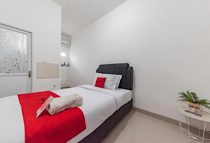 Standard Yhden Hengen Huone, Reddoorz @ Suryakencana Bogor