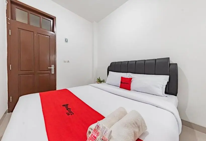 Standard-huone, Reddoorz @ Suryakencana Bogor