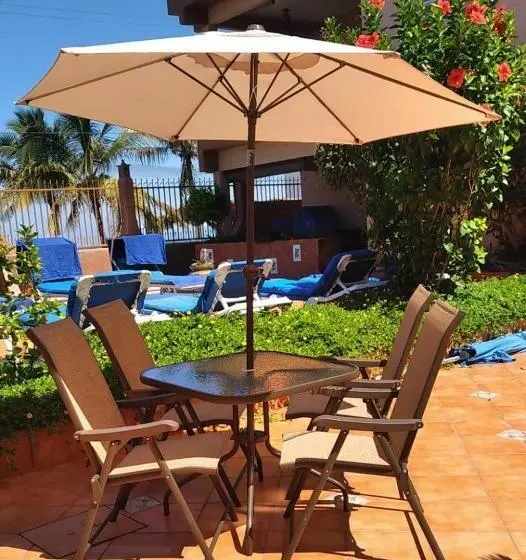 ファミリールーム, La Casita De La Penita