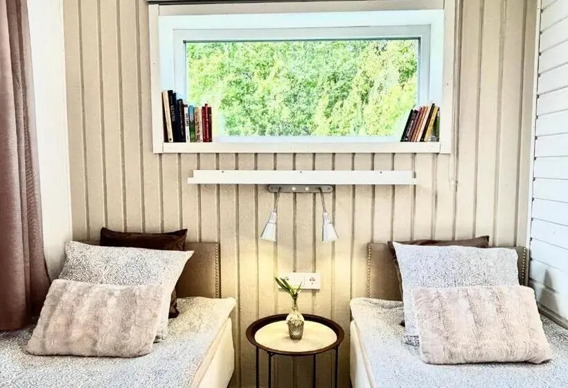 Superior-huone, Lilla Huset Bed & Breakfast   Countryside Guesthouse, Free Parking